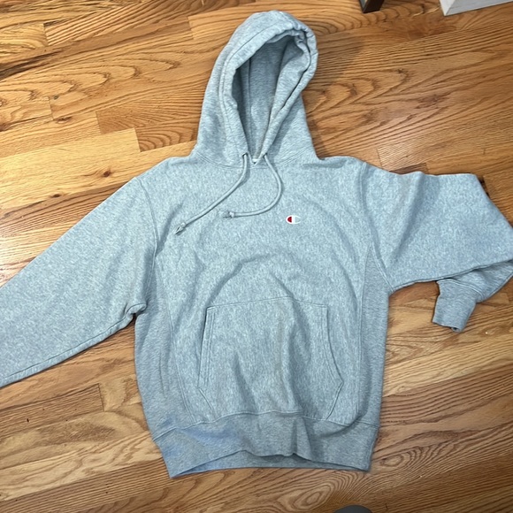 Champion pull over Hoodie - Picture 2 of 5